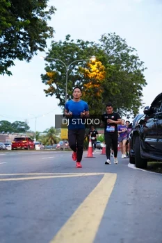 Runner Photo 4190644