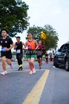 Runner Photo 4190724