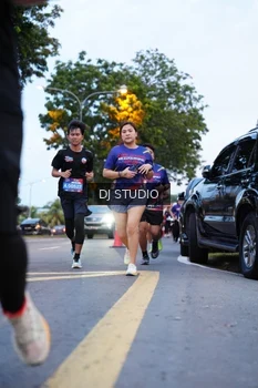 Runner Photo 4190774