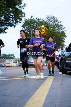 Runner Photo 4190791