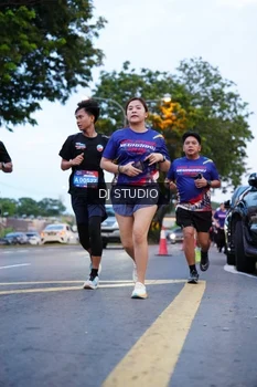 Runner Photo 4190792