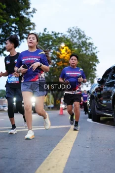 Runner Photo 4190808