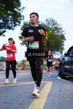 Runner Photo 4191040