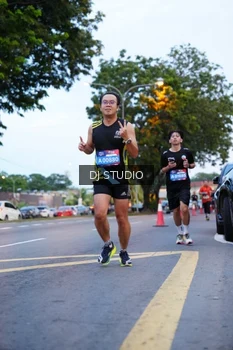 Runner Photo 4191054
