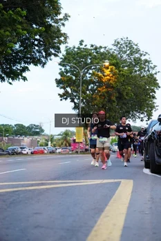 Runner Photo 4191579