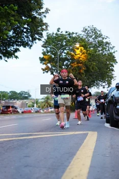 Runner Photo 4191616