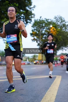 Runner Photo 4191628
