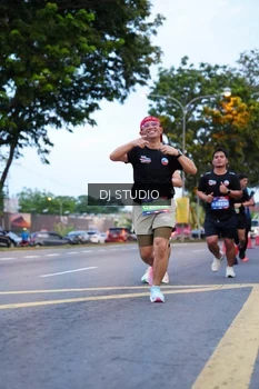 Runner Photo 4191691