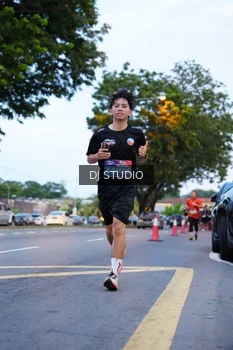 Runner Photo 4191709