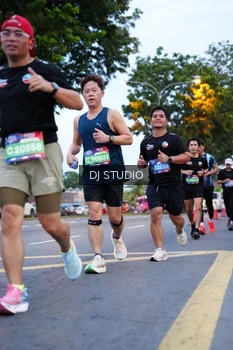 Runner Photo 4191713