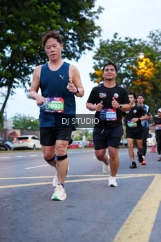 Runner Photo 4191721