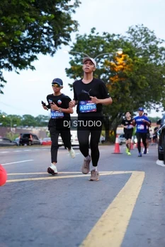 Runner Photo 4191824