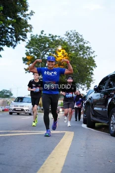 Runner Photo 4191894