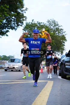 Runner Photo 4191905