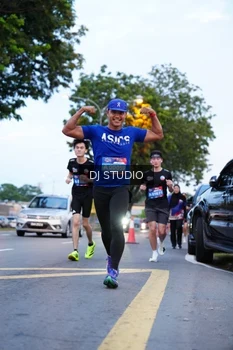 Runner Photo 4191906