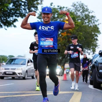 Runner Photo 4191913