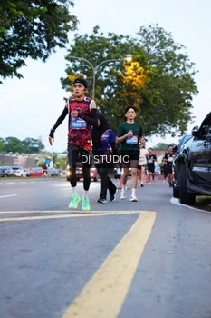 Runner Photo 4192006