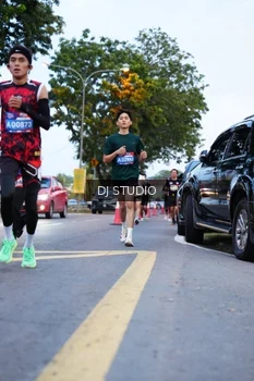 Runner Photo 4192014