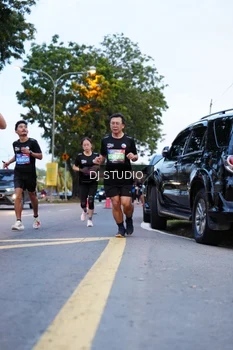 Runner Photo 4192125
