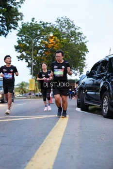 Runner Photo 4192140