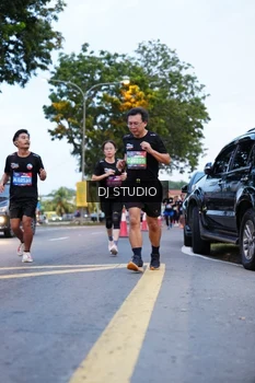 Runner Photo 4192141