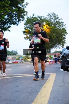 Runner Photo 4192164