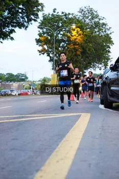 Runner Photo 4192172