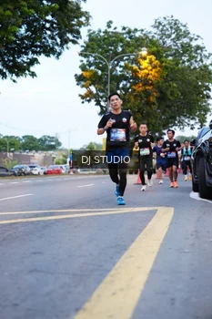 Runner Photo 4192184