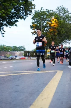 Runner Photo 4192196