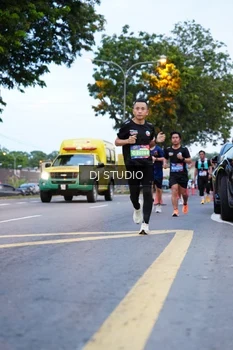 Runner Photo 4192237