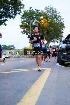 Runner Photo 4192308