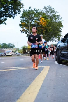 Runner Photo 4192314