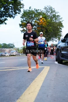 Runner Photo 4192319