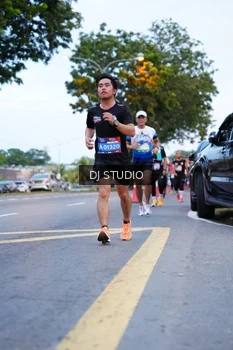 Runner Photo 4192323