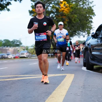 Runner Photo 4192334