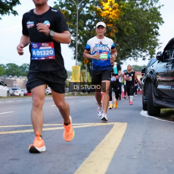 Runner Photo 4192338