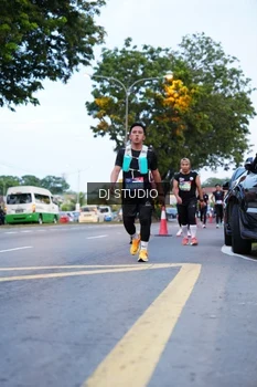 Runner Photo 4192440