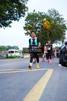 Runner Photo 4192446