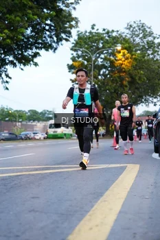 Runner Photo 4192464