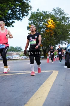 Runner Photo 4192531