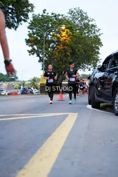 Runner Photo 4192564