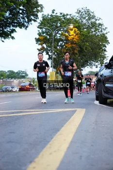 Runner Photo 4192605