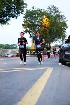 Runner Photo 4192616