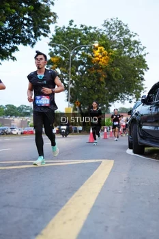 Runner Photo 4192661