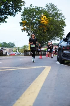 Runner Photo 4192678