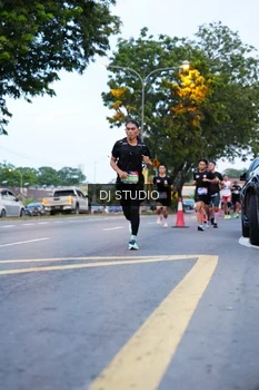 Runner Photo 4192709