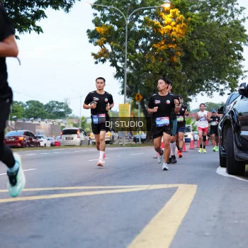 Runner Photo 4192753