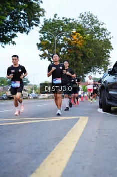 Runner Photo 4192800
