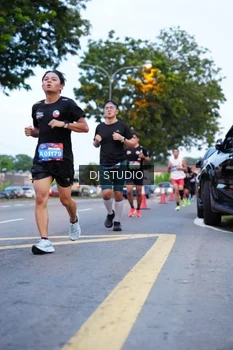 Runner Photo 4192834