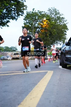 Runner Photo 4192868